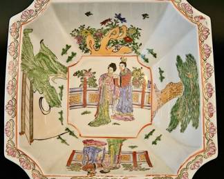 Decorative Asian Scene Bowl from Macau (China)
