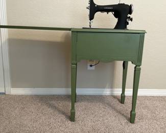 Vtg. Coronado Sewing Machine in Original Cabinet