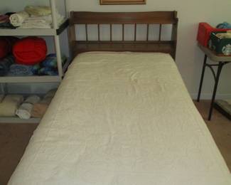 TWIN SIZE BED FRAME W/MATCHING DRESSER AND MIRROR