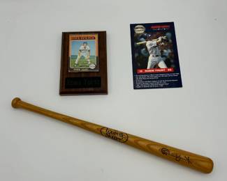 125 Robin Yount Card Mini Bat