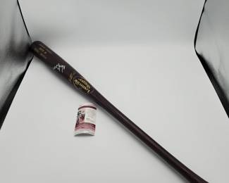 741 Signed Baseball Bat Luisville slugger 