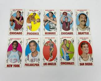 17 Lot of 10 1969 Topps Basketball Cards