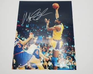 718-722 Signed Magic Johnson Photos