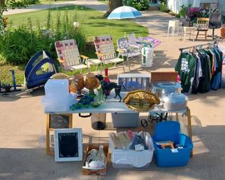 lawn chairs, t-shirts, mirror