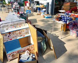 toy box