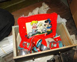 Child's teaset