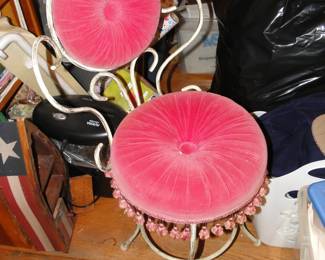 Vanity chair