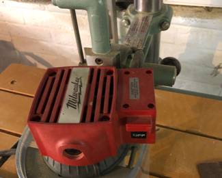 Milwaukee Router with Table