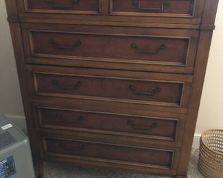 Vintage Chest of Drawers