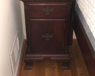 Antique Nightstand/ Sidetable