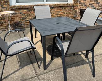 Patio Table w/ Chairs
