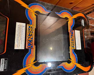 Frenzy by Stern Bar Game