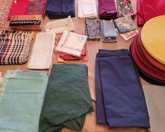 fabric napkins and placemats