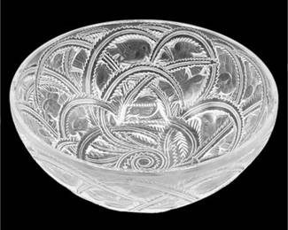 Lot 002
Lalique, Paris, Pinsons Bowl