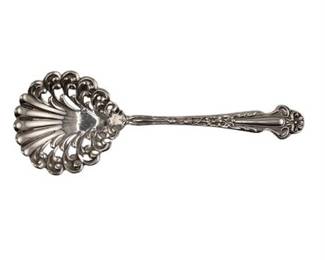 Lot 065
Sterling Silver Bon Bon Serving Spoon