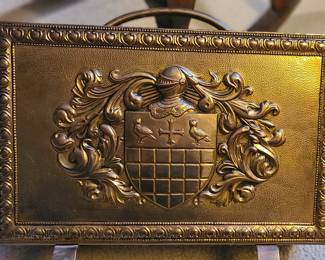 Magazine Rack Knight Shield