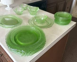 Uranium glass plates and cups. Set for $ 500