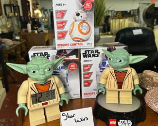 Star Wars Clock Yoda Figures