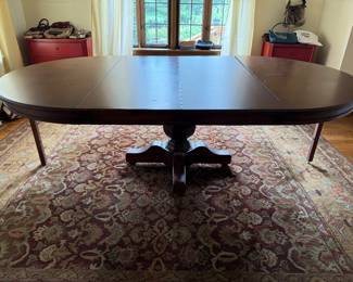 Dinning Room Table Two Leaves 