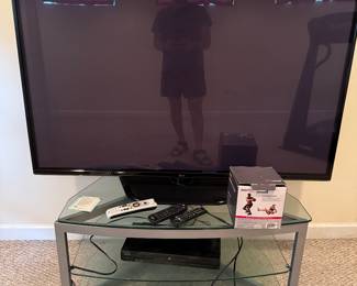 TV & Entertainment Stand 