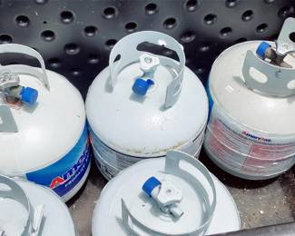 SEVERAL 15# FULL PROPANE TANKS