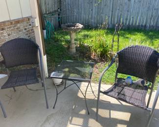 bird bath, trellis, seetee set
