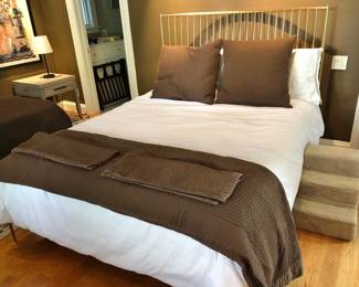 Queen Size Modern Brass Bed