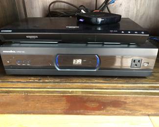 Panamax MR 5100 Maximizer with a Samsung Ultra HD Blueray Player