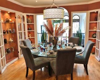 Round Glass Dining Table on large Drum Base; Set Six Dining Chairs