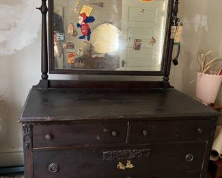 dresser
