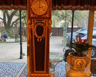 Tall case clock With gilt bronze