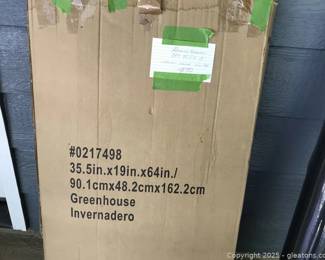 Greenhouse in Box