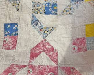 Vintage Sunbonnet Sue Style Quilt