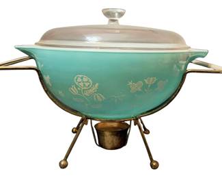 Pyrex Needlepoint Cinderella Bowl Cradle