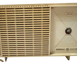 Vintage GE T127A Am Tube Radio