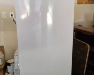 Whirlpool upright freezer 