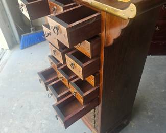 Opened mini drawers