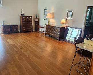 5 piece bedroom dresser set  dark wood. , 2 end tables, tall dresser, long dresser and mirror $350.00