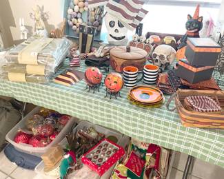 Holiday decor in bulk
