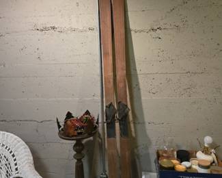 Old skis and pedestal