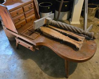 Contemporary Cobblers bench