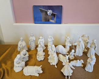 Avon porcelain nativity scene