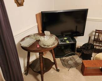 Glass ball and claw table, Mid century magazine basket, Cast Iron Sausage Stuffer, TV, vintage glassware