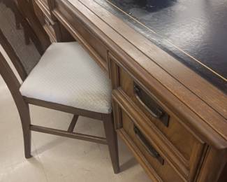 MCM DESK