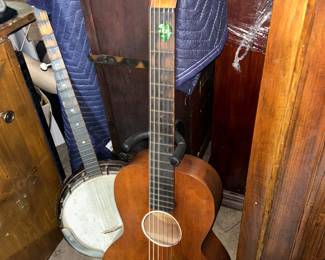 YONK VINTAGE GUITAR