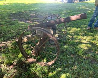 Yard cannon