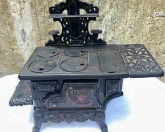 CRESCENT STOVE