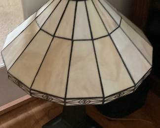 Vintage Art Deco Style Lamp Stained Glass Shade