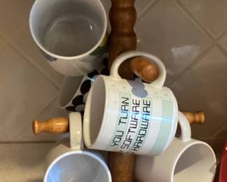 Mugs and stand