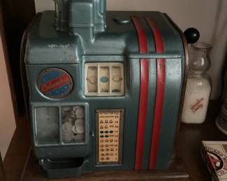 Vintage Columbia slot machine 1930s